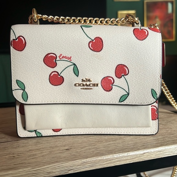 Coach Mini Klare Cherry - Picture 2 of 12